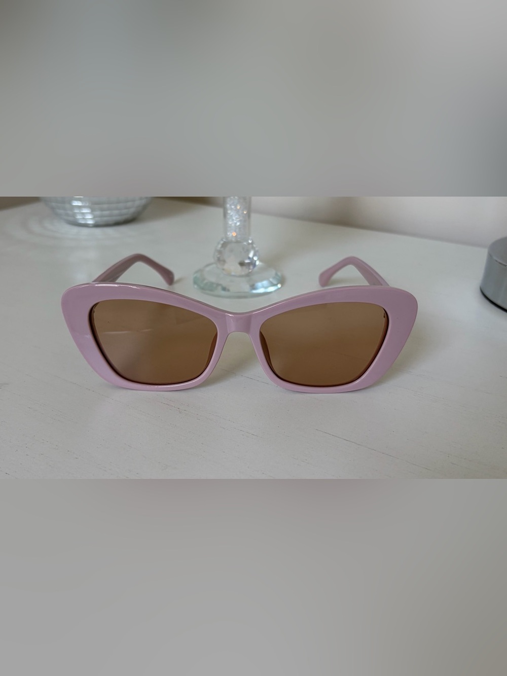 Chic Pearl-Accent Pink Women's Sunglasses - Picture 2 of 4
